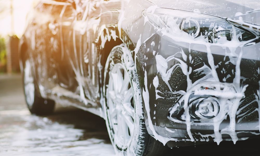 Car Washing Tips for South Florida Drivers